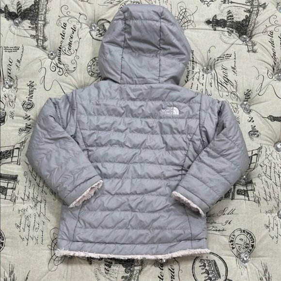 The North Face Girls Mossbud Swirl Reversible Jacket - Picture 13 of 13